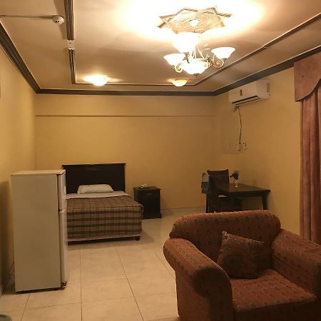 Al Musafer Hotel Riyadh 利雅德 外观 照片
