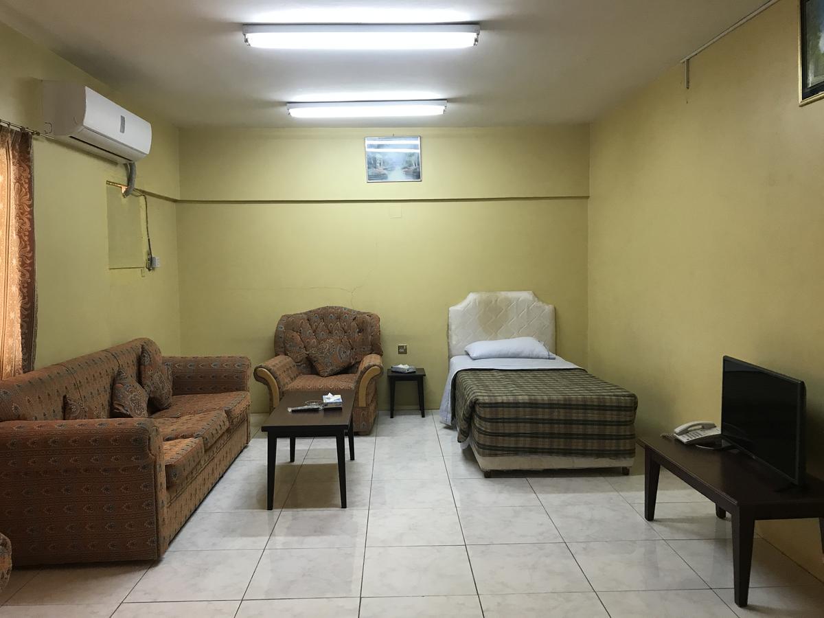 Al Musafer Hotel Riyadh 利雅德 外观 照片