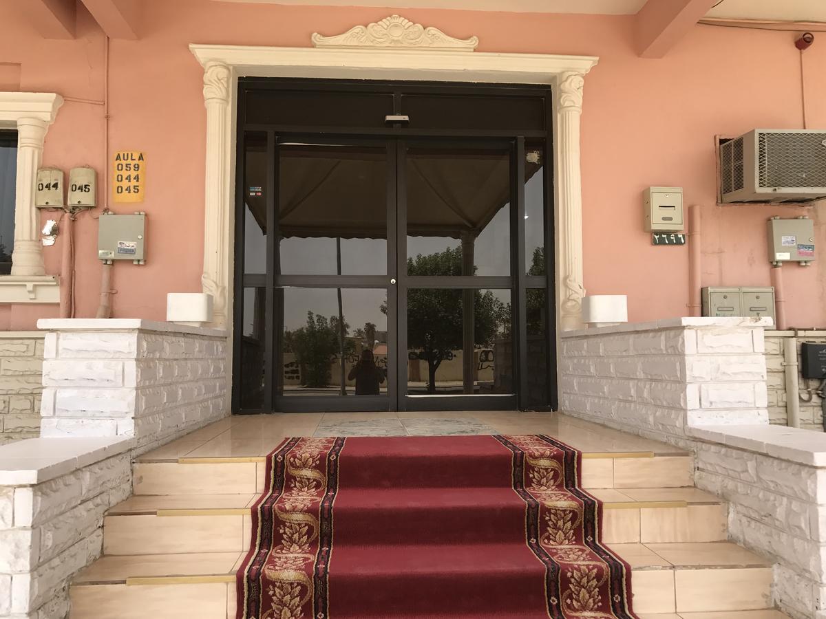 Al Musafer Hotel Riyadh 利雅德 外观 照片