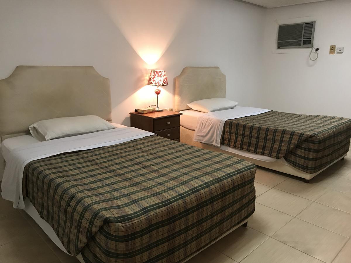 Al Musafer Hotel Riyadh 利雅德 外观 照片