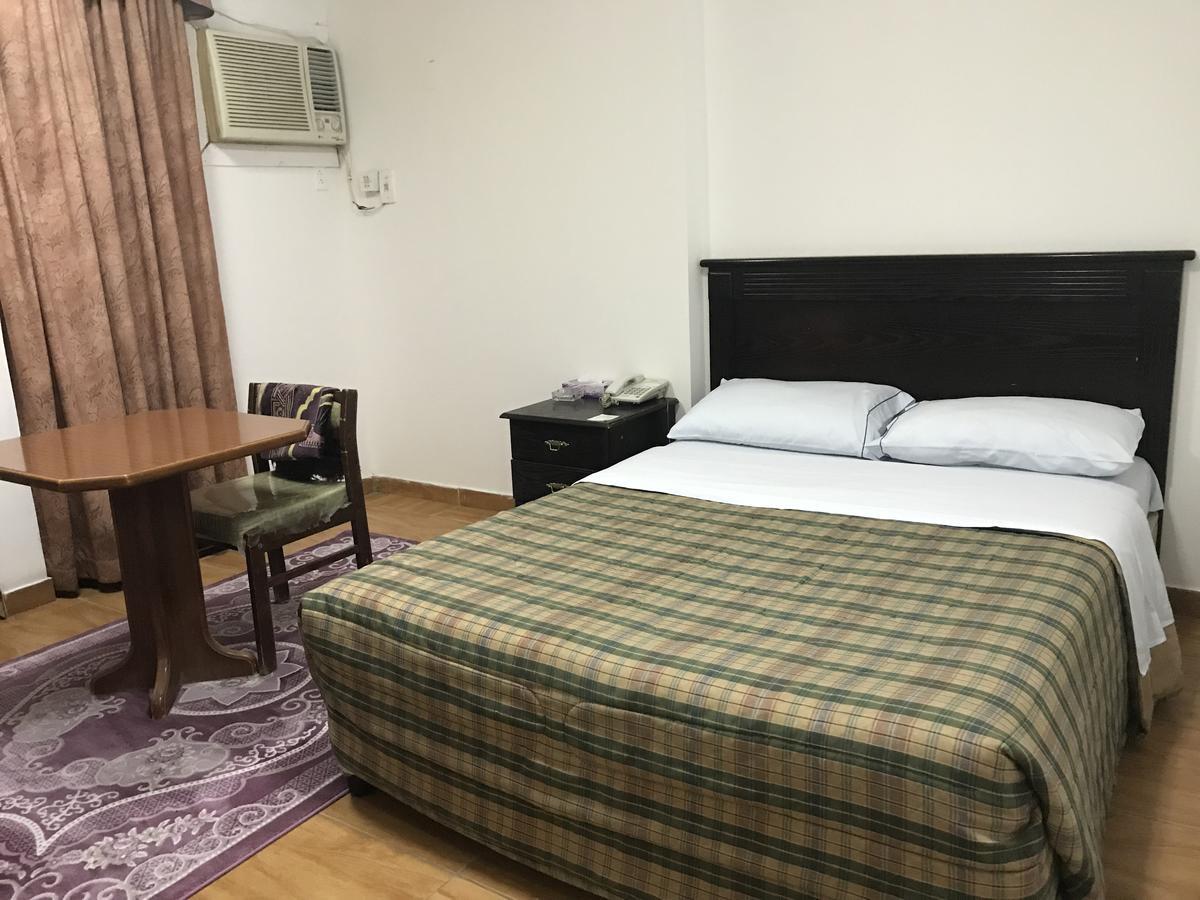 Al Musafer Hotel Riyadh 利雅德 外观 照片