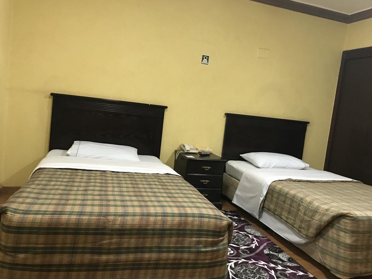 Al Musafer Hotel Riyadh 利雅德 外观 照片