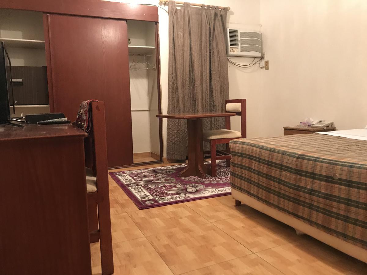 Al Musafer Hotel Riyadh 利雅德 外观 照片